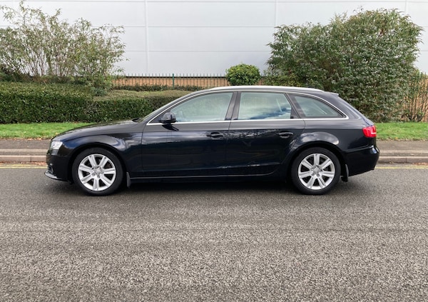 Used Audi A4 2011 for sale - 76334935: Photo 6