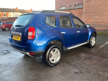Used Dacia Duster 2014 for sale - 76940152: Photo