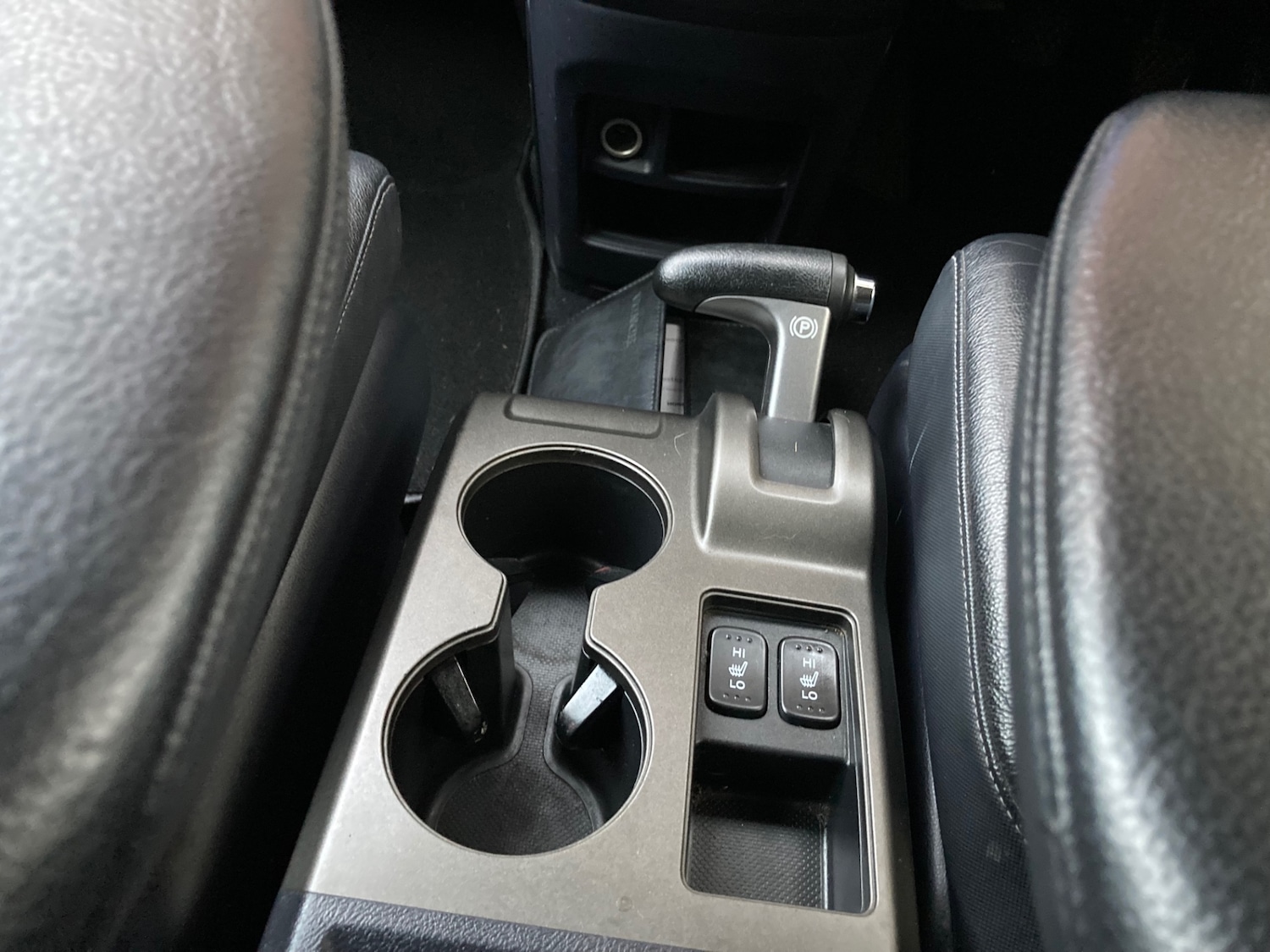 Used Honda CR-V 2010 for sale - 76347420: Photo 26