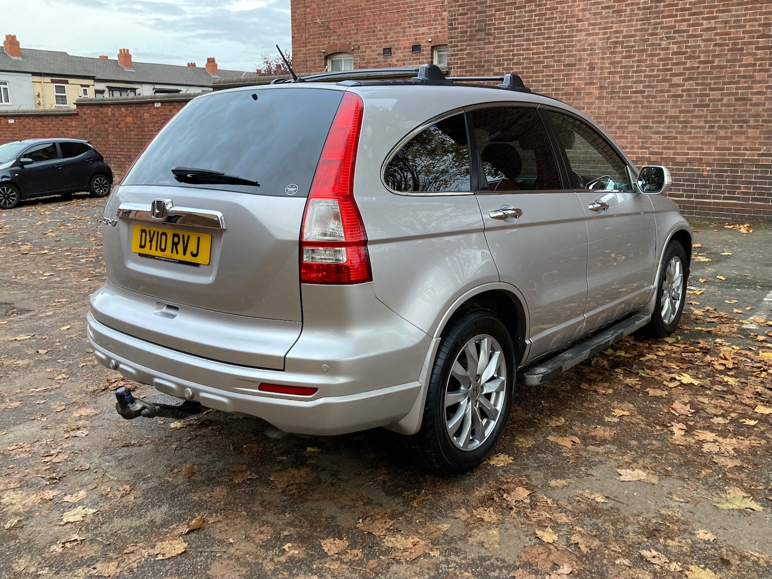 Used Honda CR-V 2010 for sale - 76347420: Photo 4