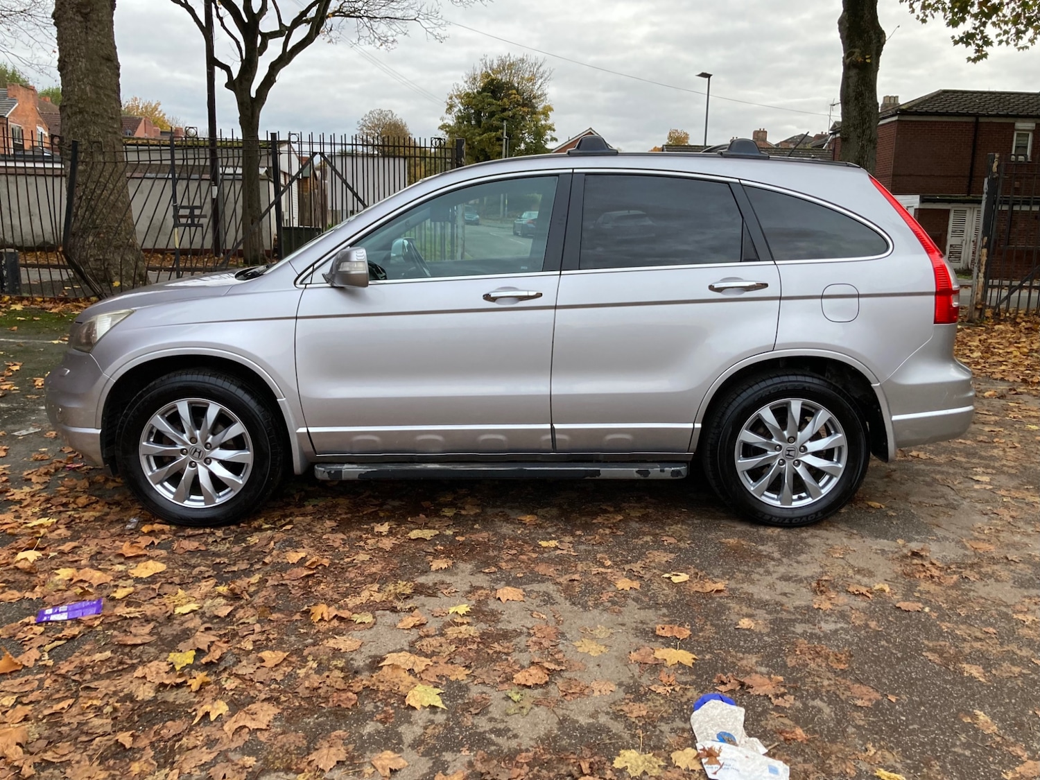 Used Honda CR-V 2010 for sale - 76347420: Photo 6