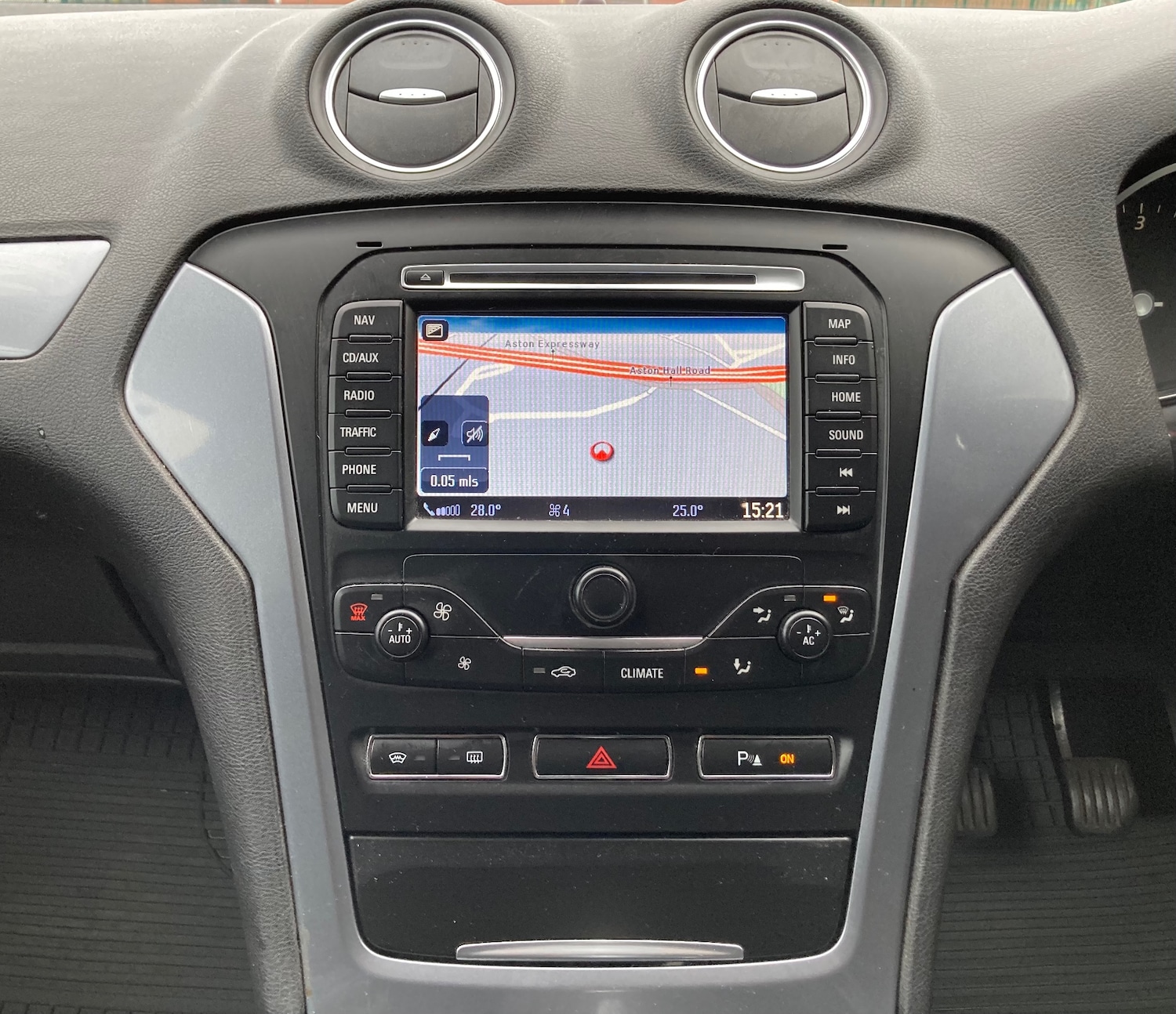 Used Ford Mondeo 2014 for sale - 76511060: Photo 18