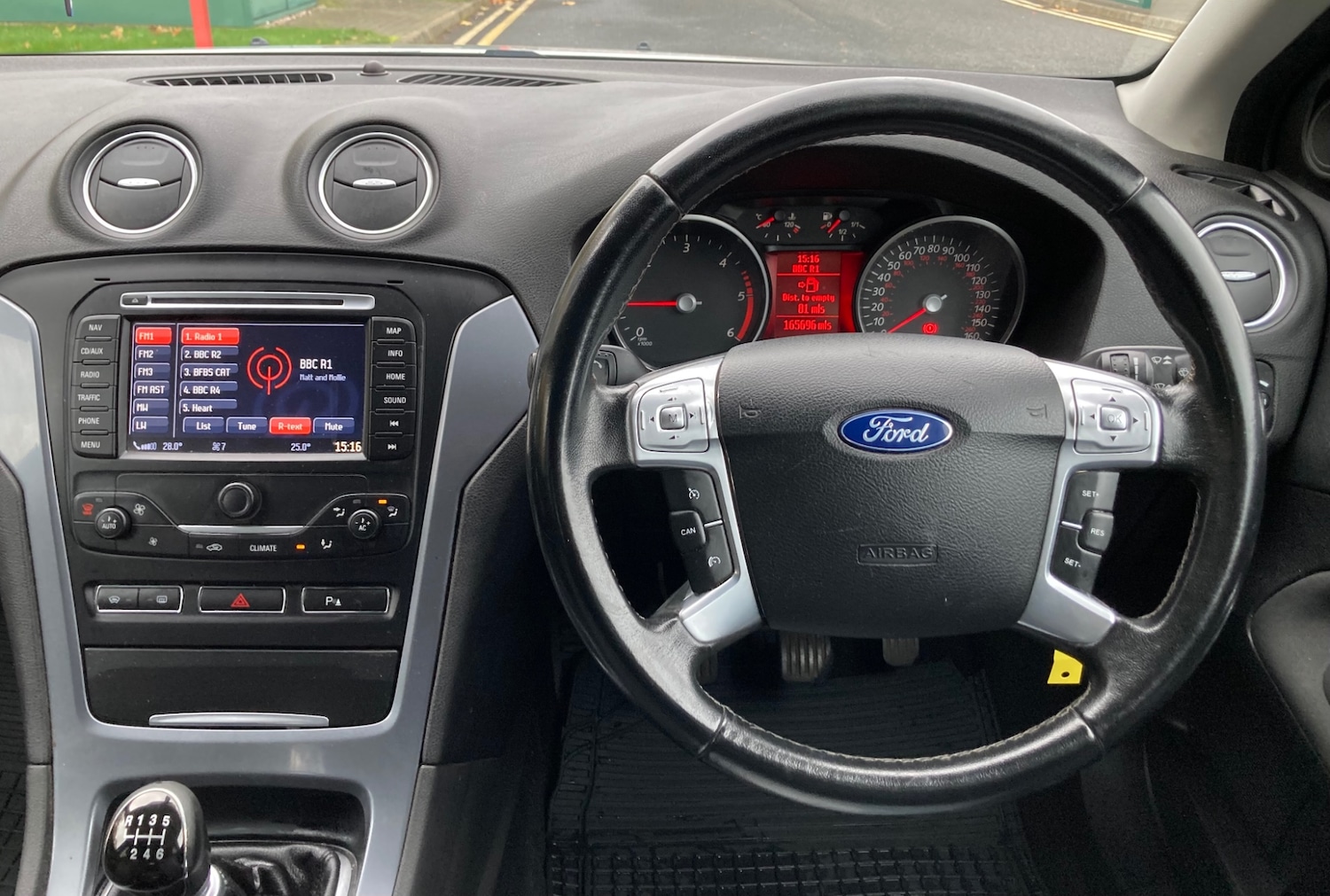 Used Ford Mondeo 2014 for sale - 76511060: Photo 19