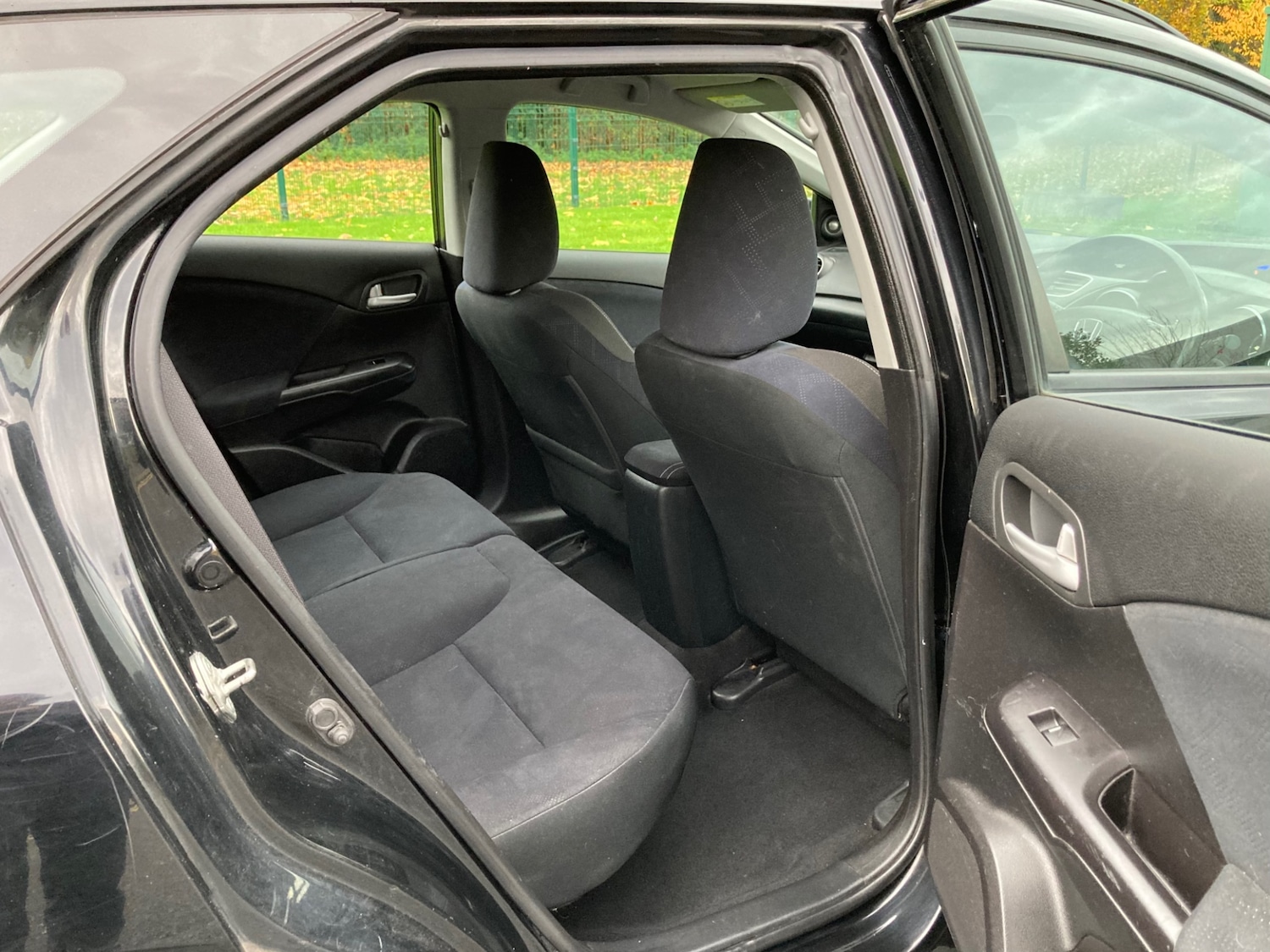 Used Honda Civic 2014 for sale - 76836790: Photo 15