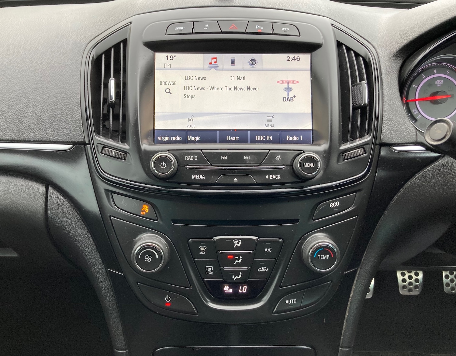 Used Vauxhall Insignia 2014 for sale - 76618841: Photo 21