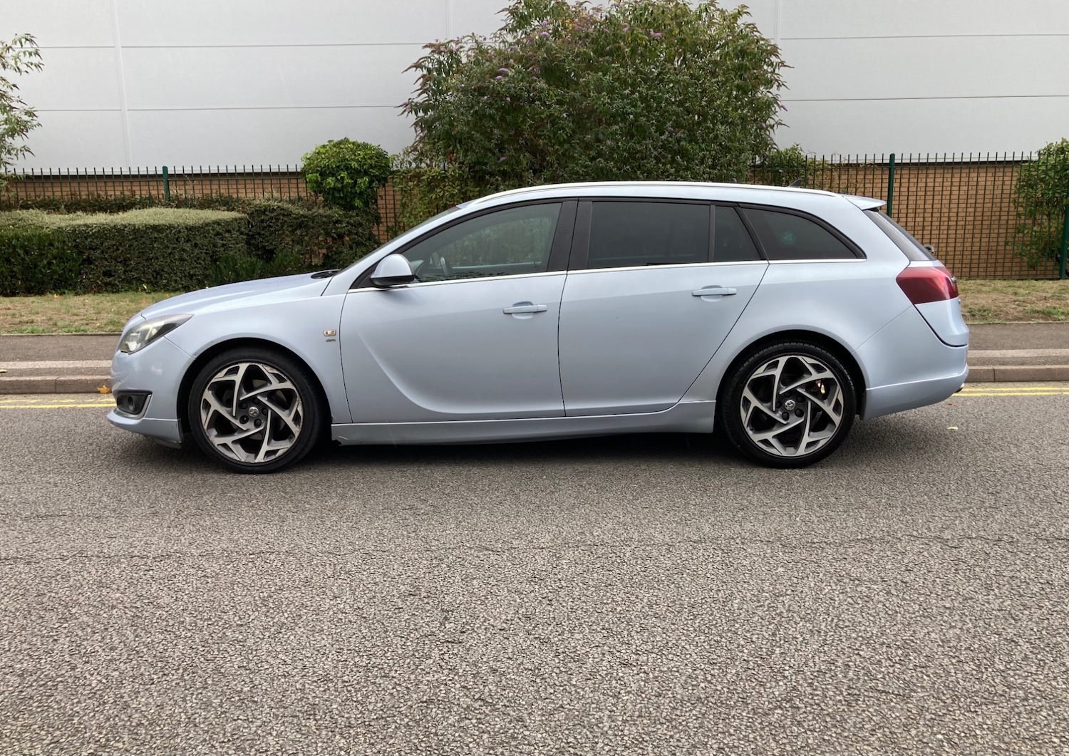 Used Vauxhall Insignia 2014 for sale - 76618841: Photo 5