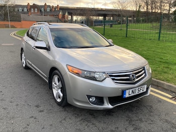 2011 (11) - 2.2 i-DTEC EX 5dr Auto