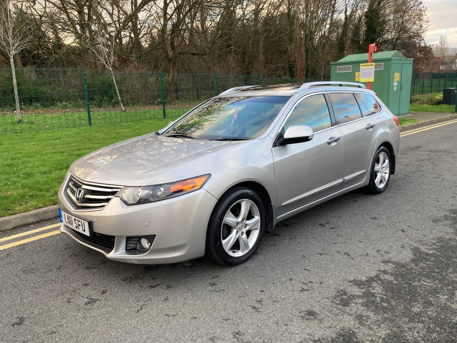 Used Honda Accord 2011 for sale - 77049121: Photo 2