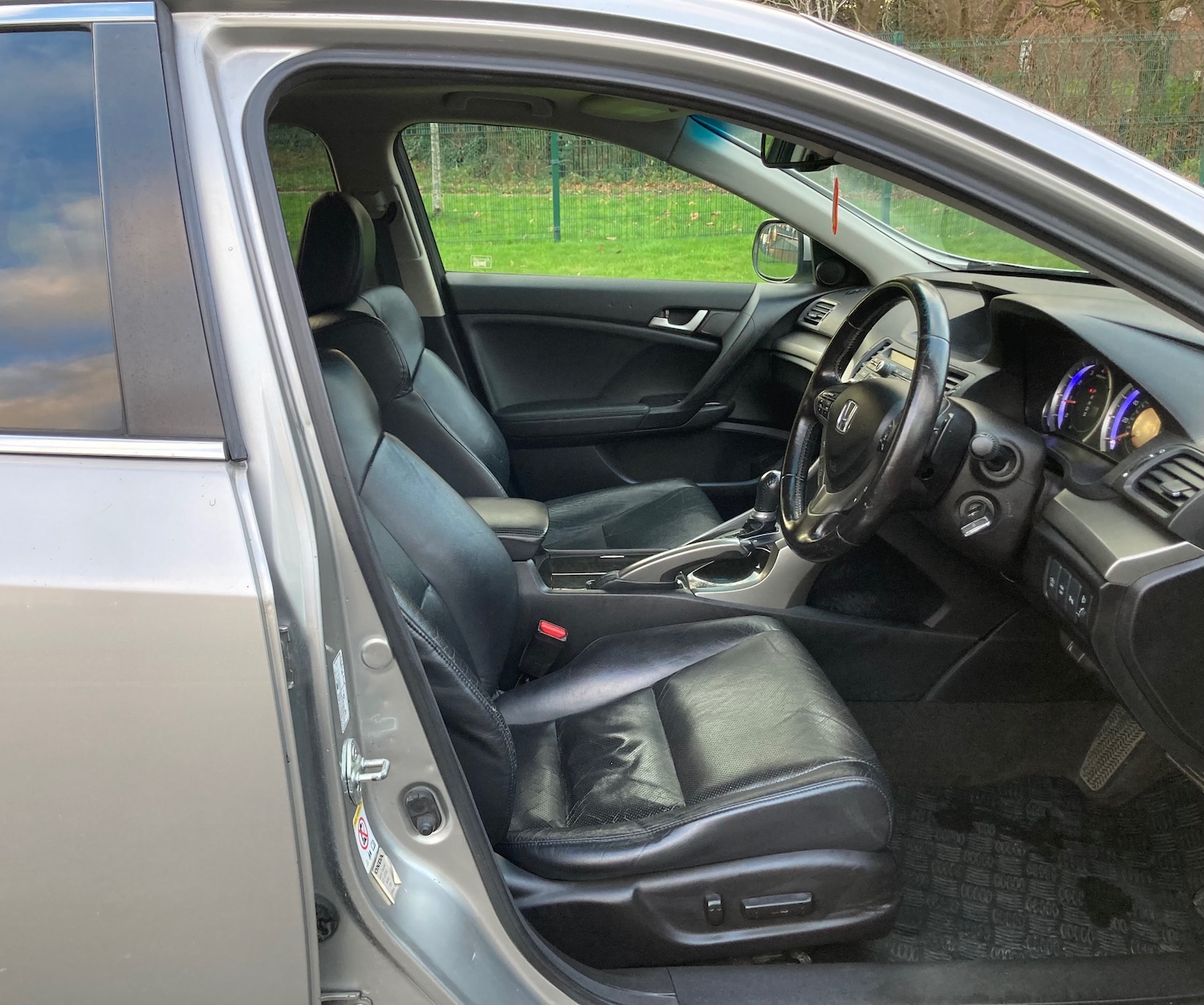 Used Honda Accord 2011 for sale - 77049121: Photo 27