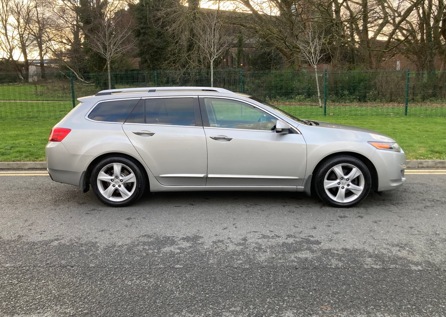 Used Honda Accord 2011 for sale - 77049121: Photo 5