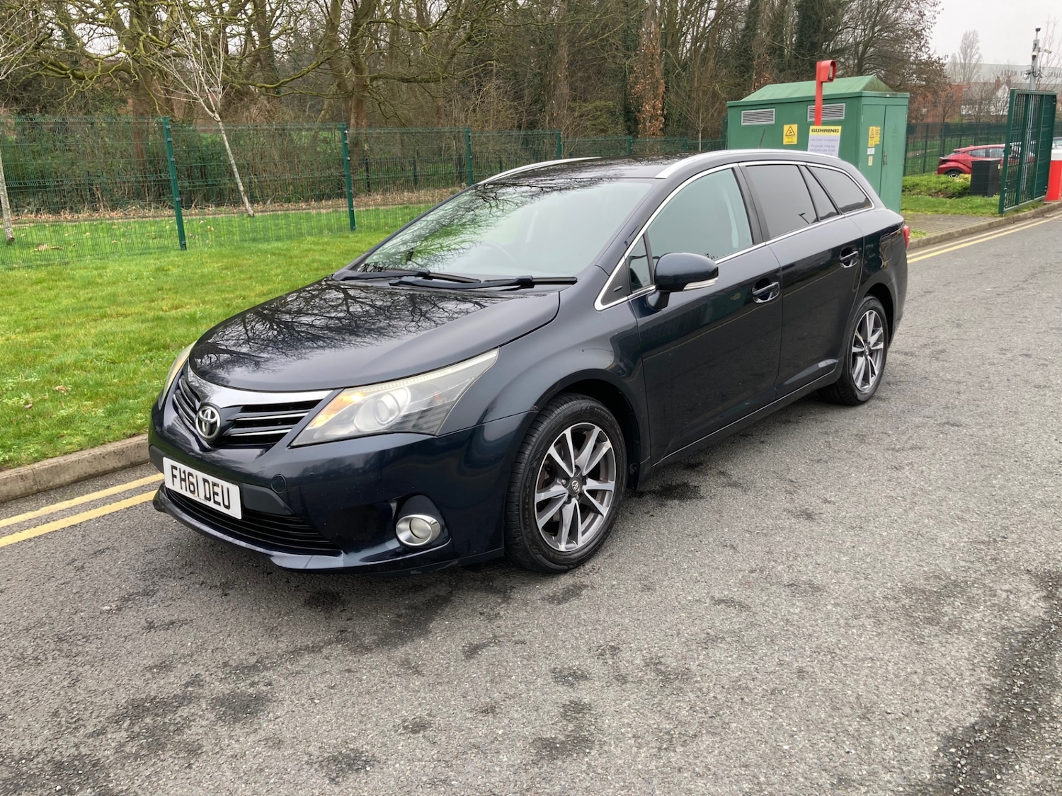 Used Toyota Avensis 2012 for sale - 77829312: Photo 2