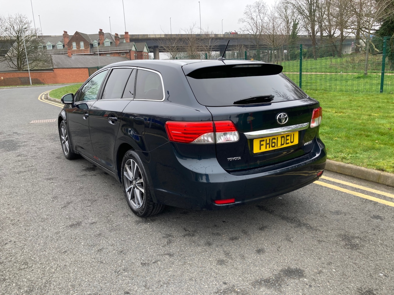 Used Toyota Avensis 2012 for sale - 77829312: Photo 3