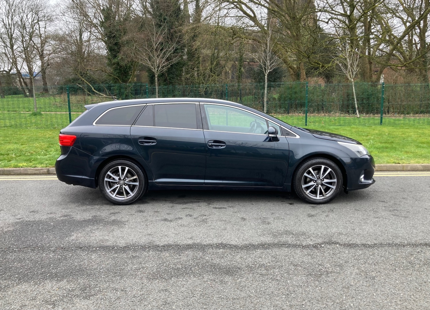 Used Toyota Avensis 2012 for sale - 77829312: Photo 5