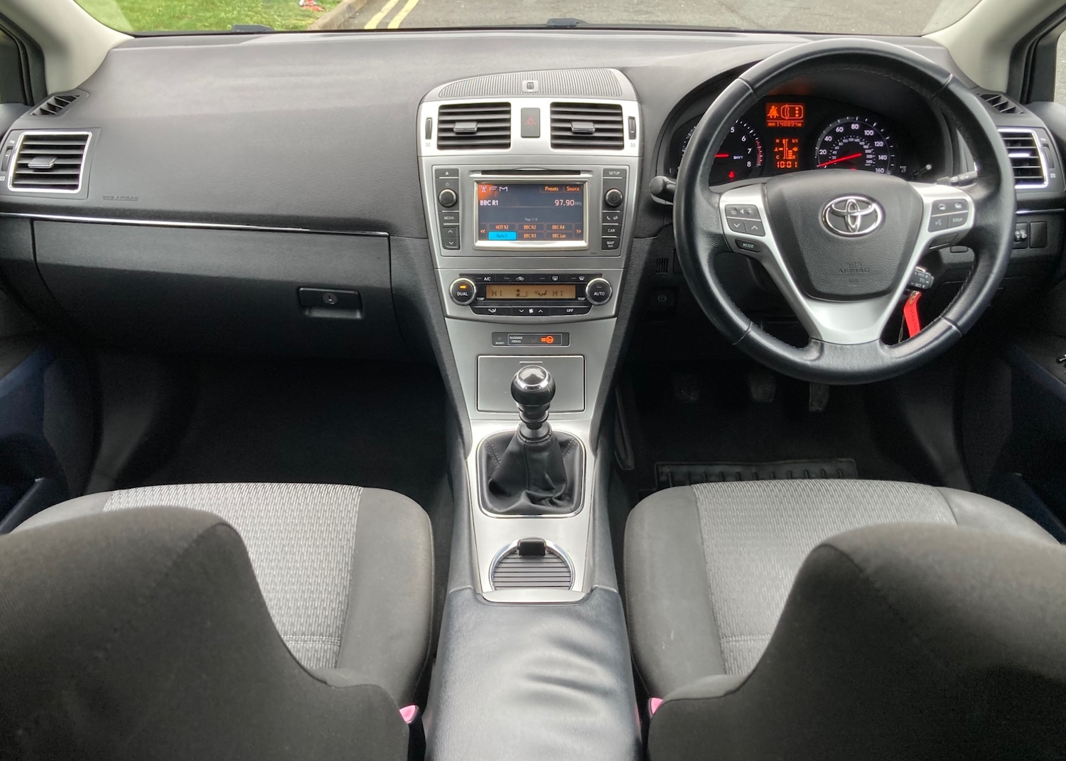 Used Toyota Avensis 2012 for sale - 77829312: Photo 9