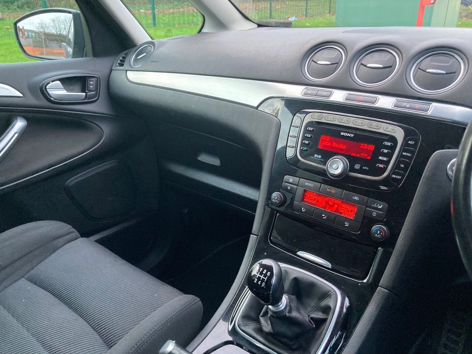 Used Ford Galaxy 2011 for sale - 76862033: Photo 11