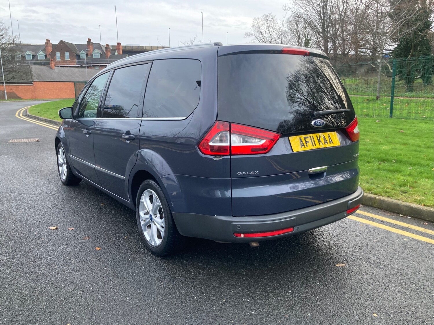 Used Ford Galaxy 2011 for sale - 76862033: Photo 3