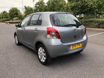 Used Toyota Yaris 2011 for sale - 75267816: Photo