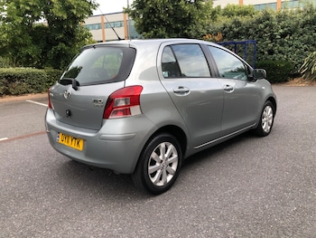 Used Toyota Yaris 2011 for sale - 75267816: Photo