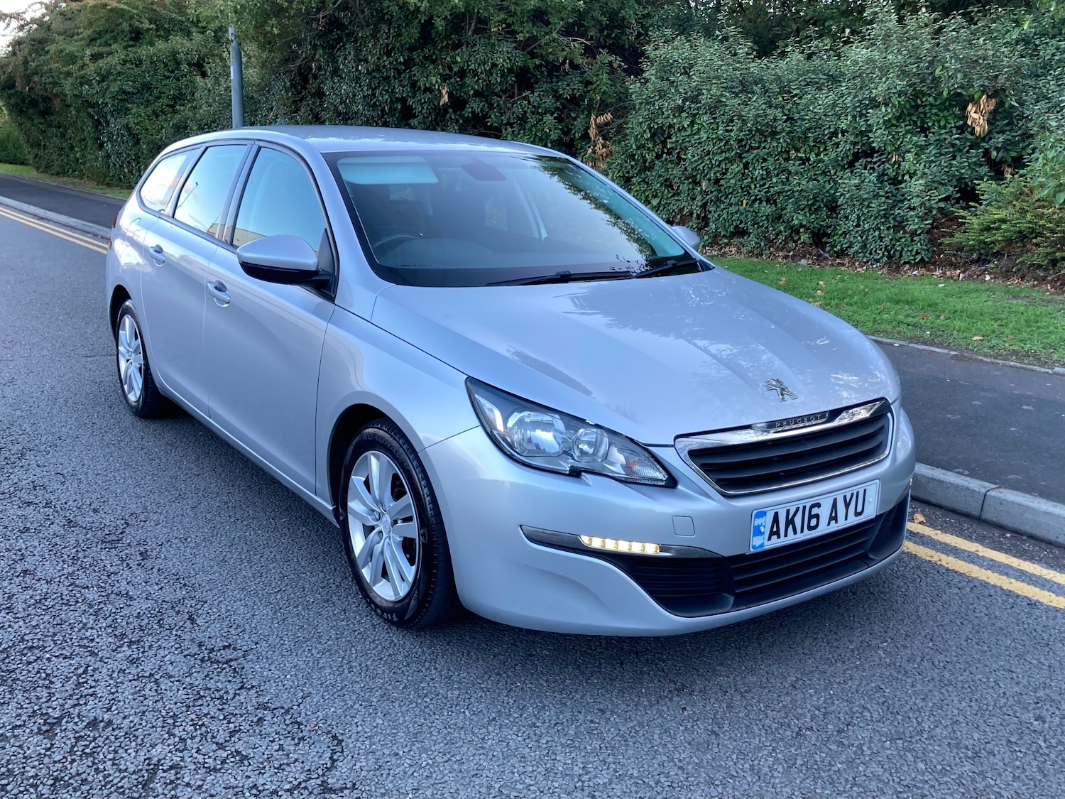 Used Peugeot 308 SW 2016 for sale - 76107594: Photo 1