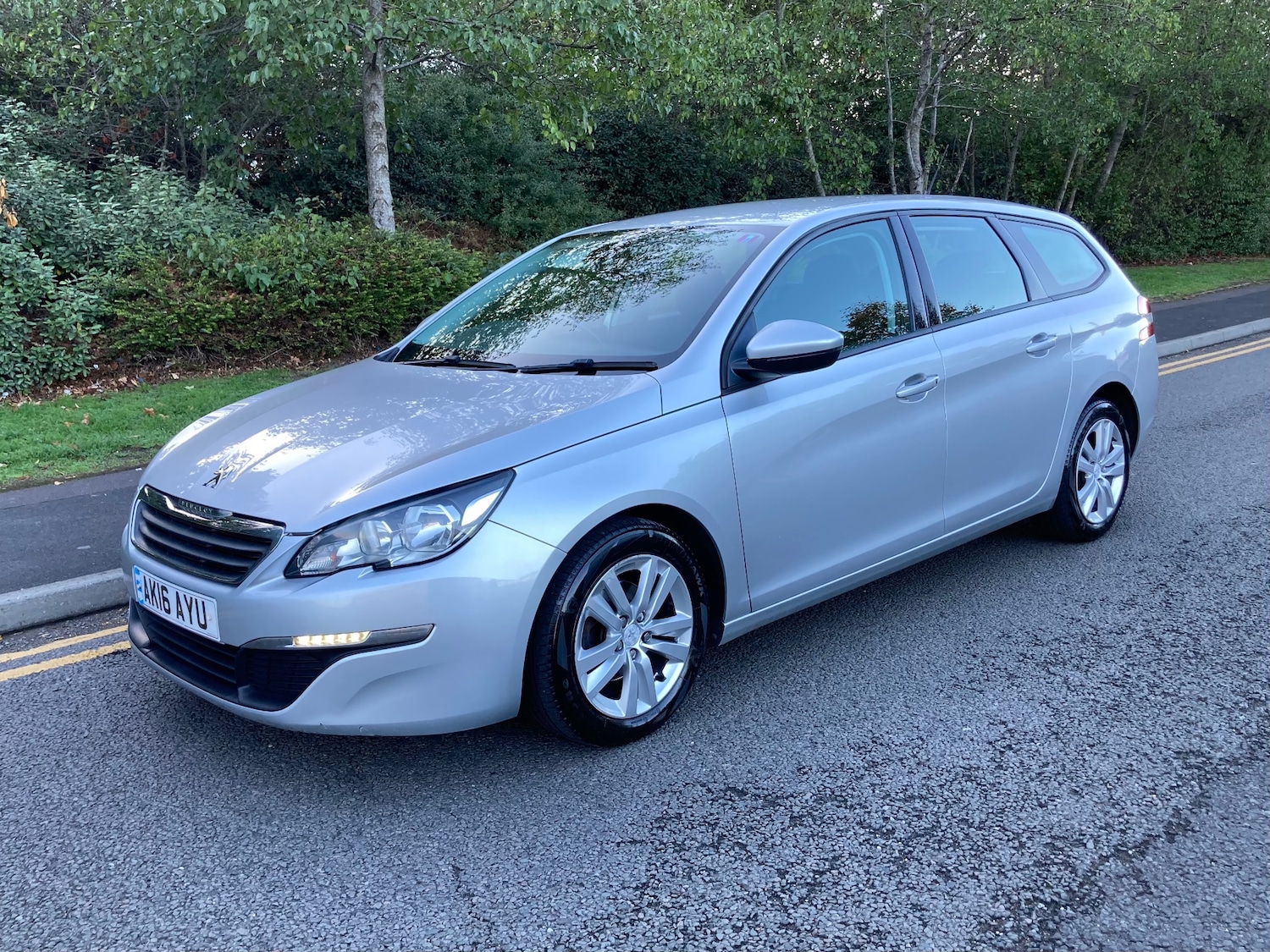 Used Peugeot 308 SW 2016 for sale - 76107594: Photo 2