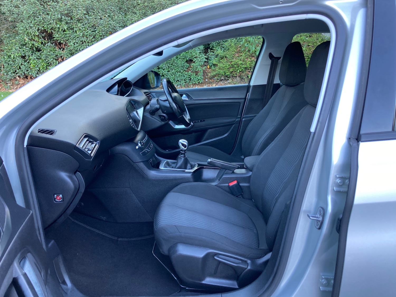 Used Peugeot 308 SW 2016 for sale - 76107594: Photo 24