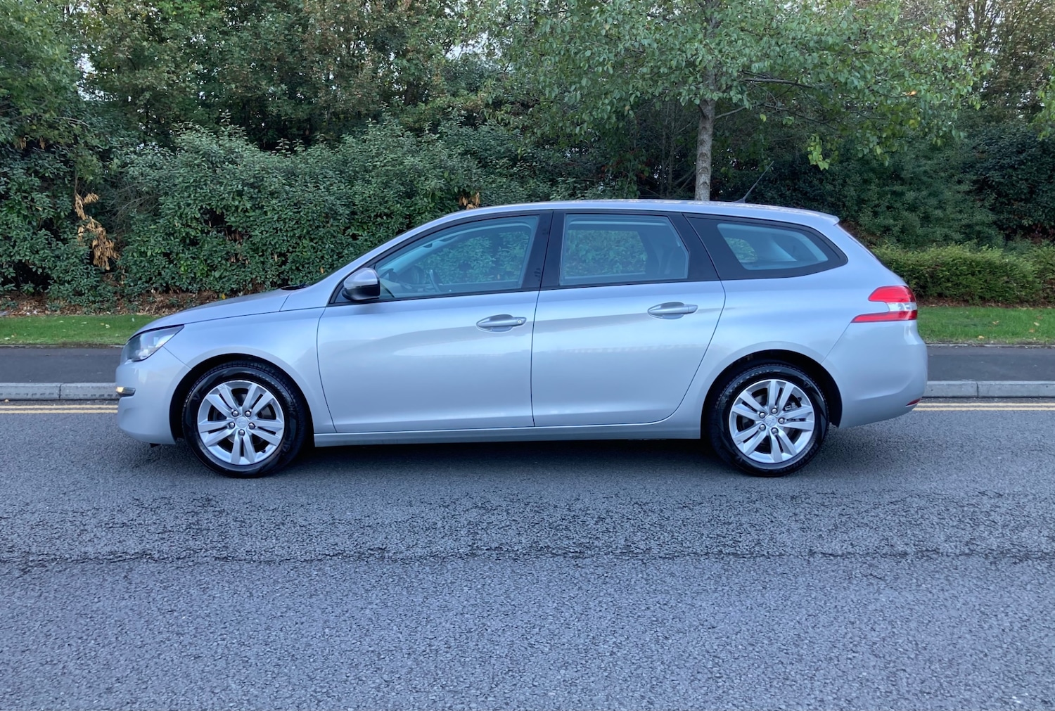 Used Peugeot 308 SW 2016 for sale - 76107594: Photo 6