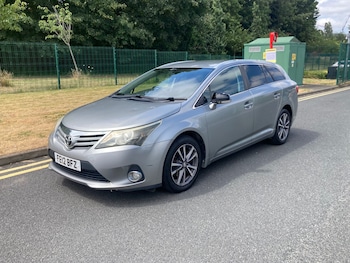 Used Toyota Avensis 2012 for sale - 79200727: Photo
