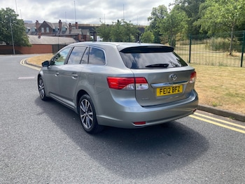 Used Toyota Avensis 2012 for sale - 79200727: Photo