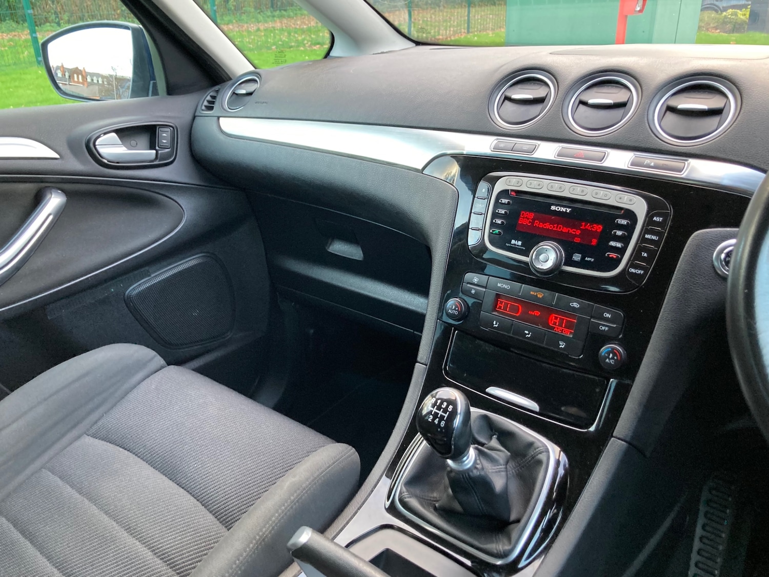 Used Ford S-Max 2014 for sale - 76618833: Photo 11