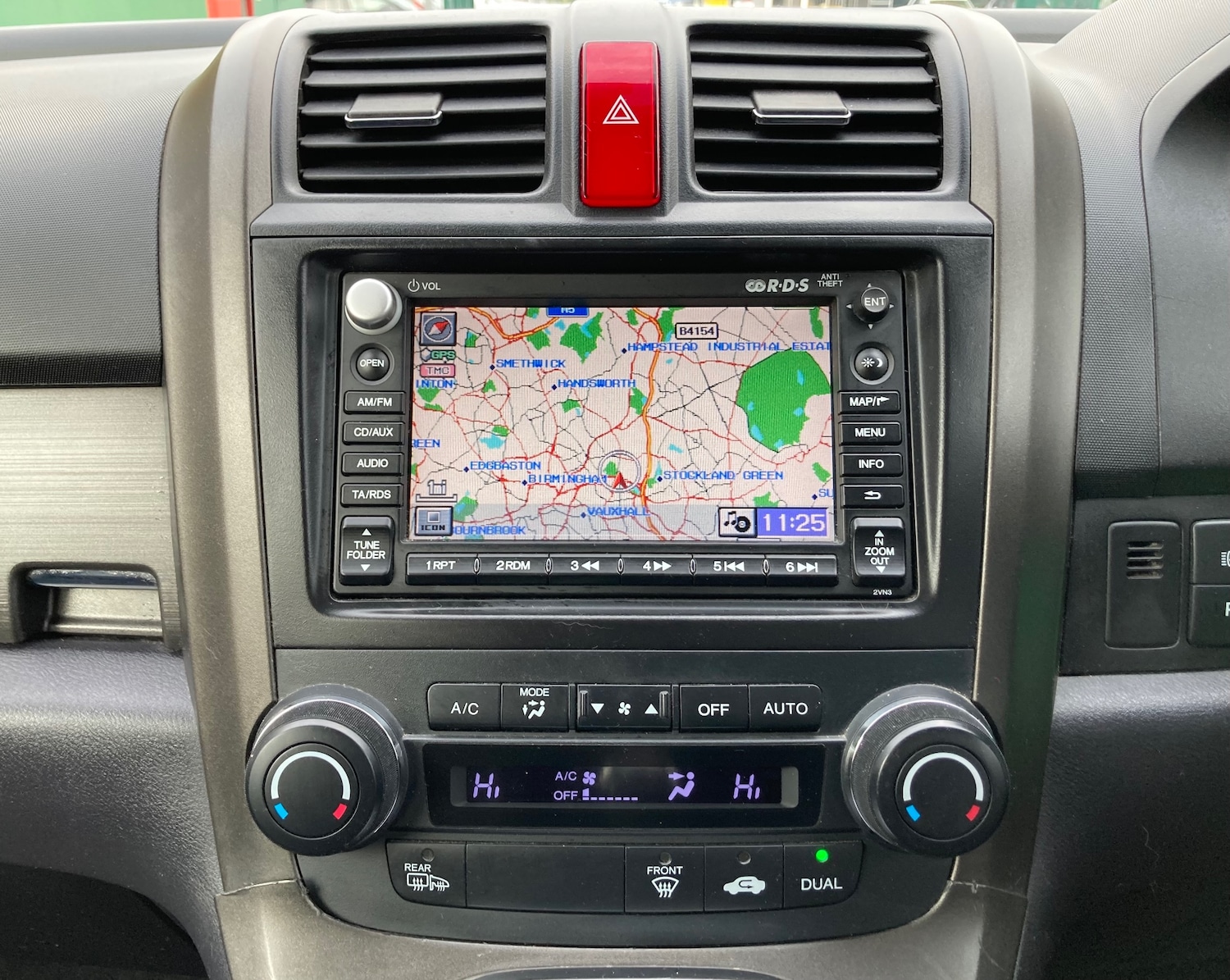 Used Honda CR-V 2011 for sale - 76511075: Photo 18