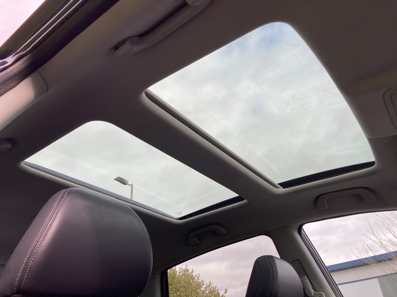 Used Honda CR-V 2011 for sale - 76511075: Photo 24