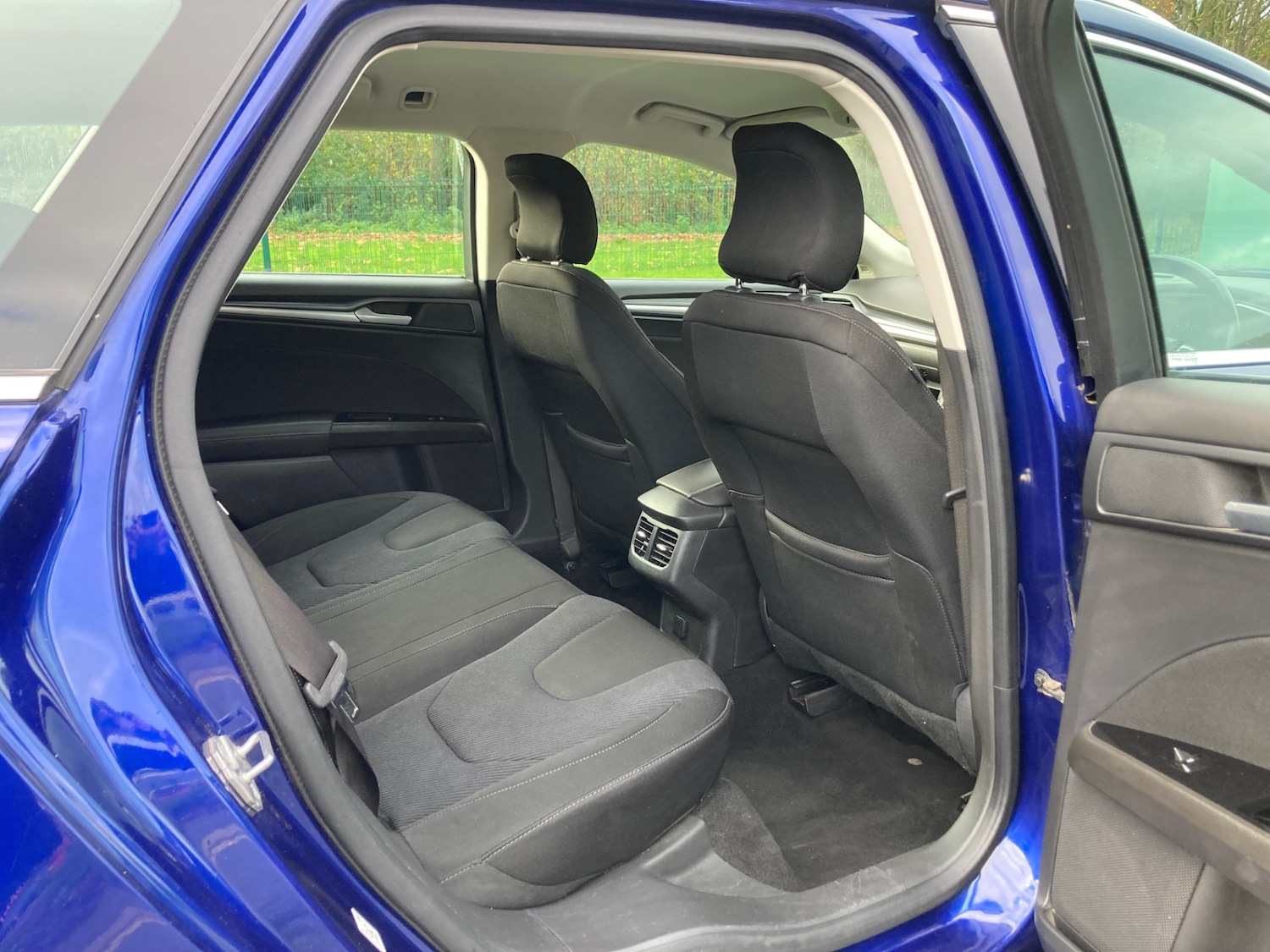 Used Ford Mondeo 2015 for sale - 76618822: Photo 15