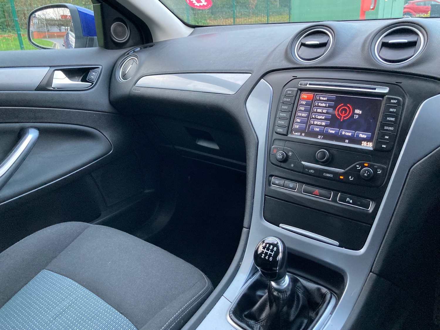 Used Ford Mondeo 2014 for sale - 76684557: Photo 12