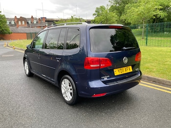 Used Volkswagen Touran 2011 for sale - 78612462: Photo