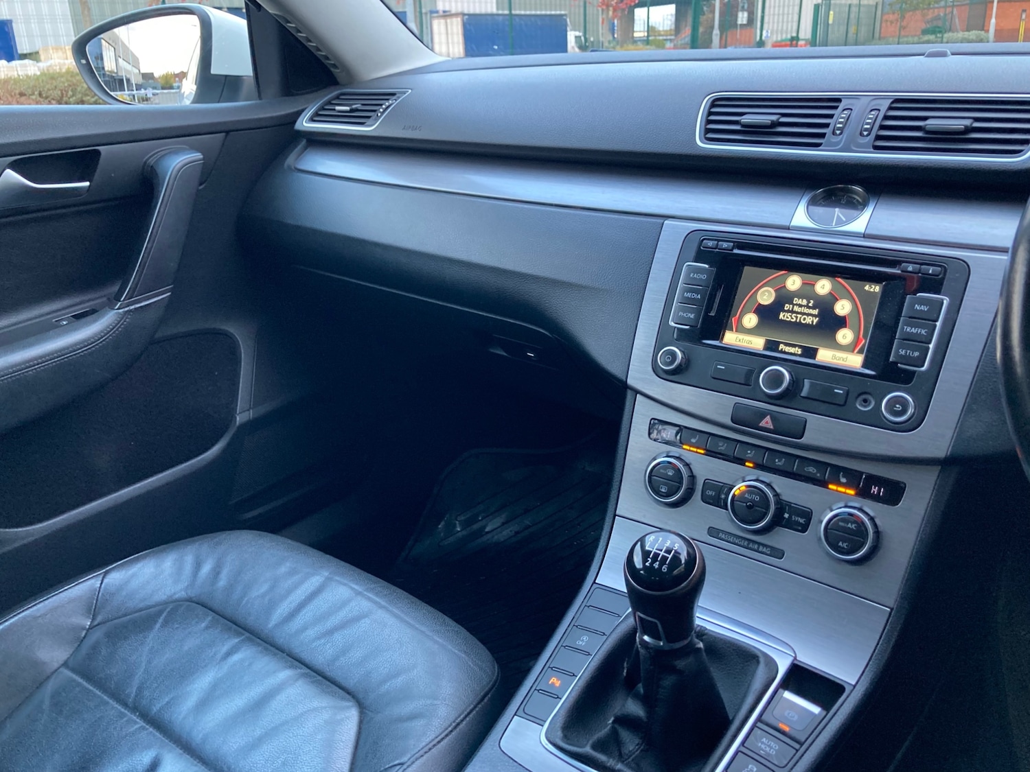 Used Volkswagen Passat 2014 for sale - 76431149: Photo 10