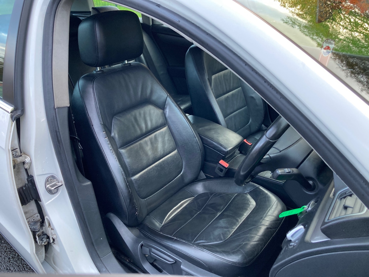 Used Volkswagen Passat 2014 for sale - 76431149: Photo 24