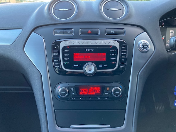 Used Ford Mondeo 2011 for sale - 76192153: Photo 25