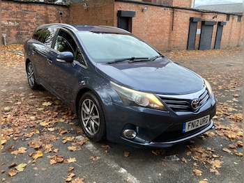 Toyota - Avensis