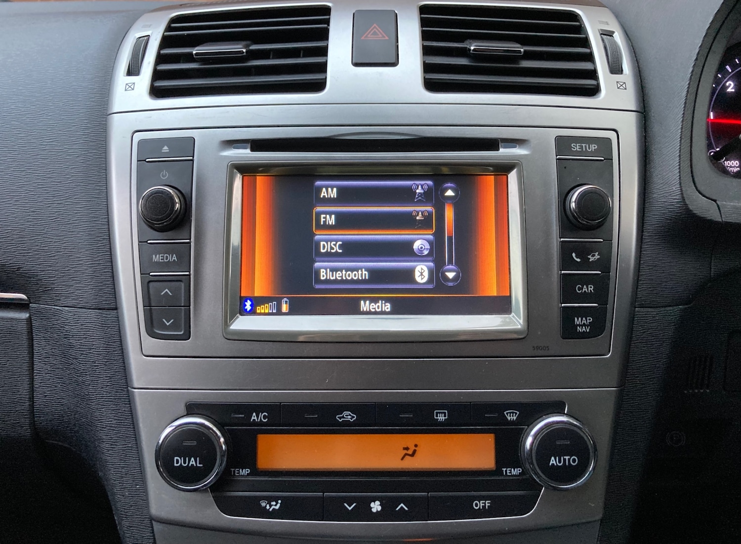 Used Toyota Avensis 2012 for sale - 76347435: Photo 22