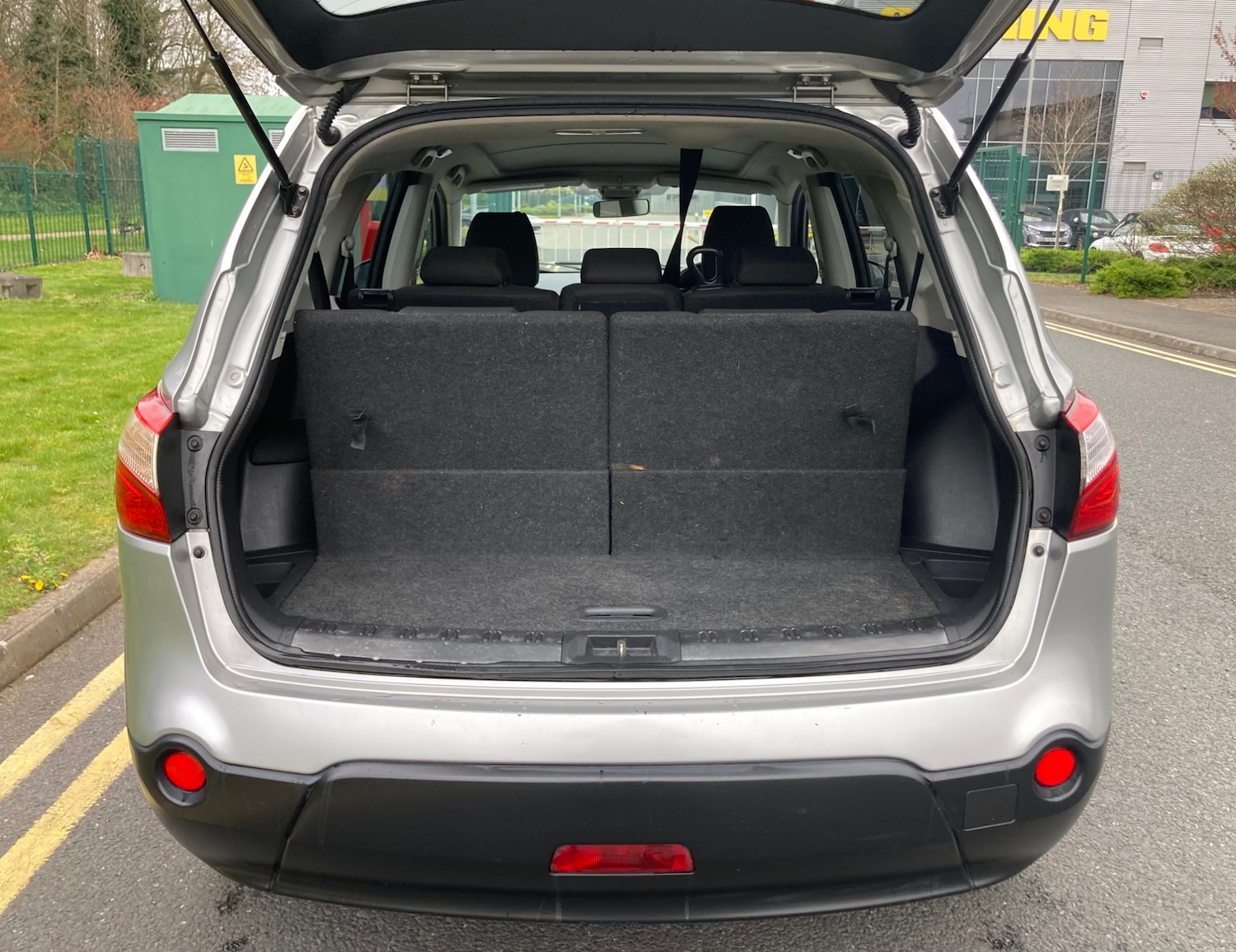 Used Nissan Qashqai+2 2010 for sale - 78095506: Photo 19