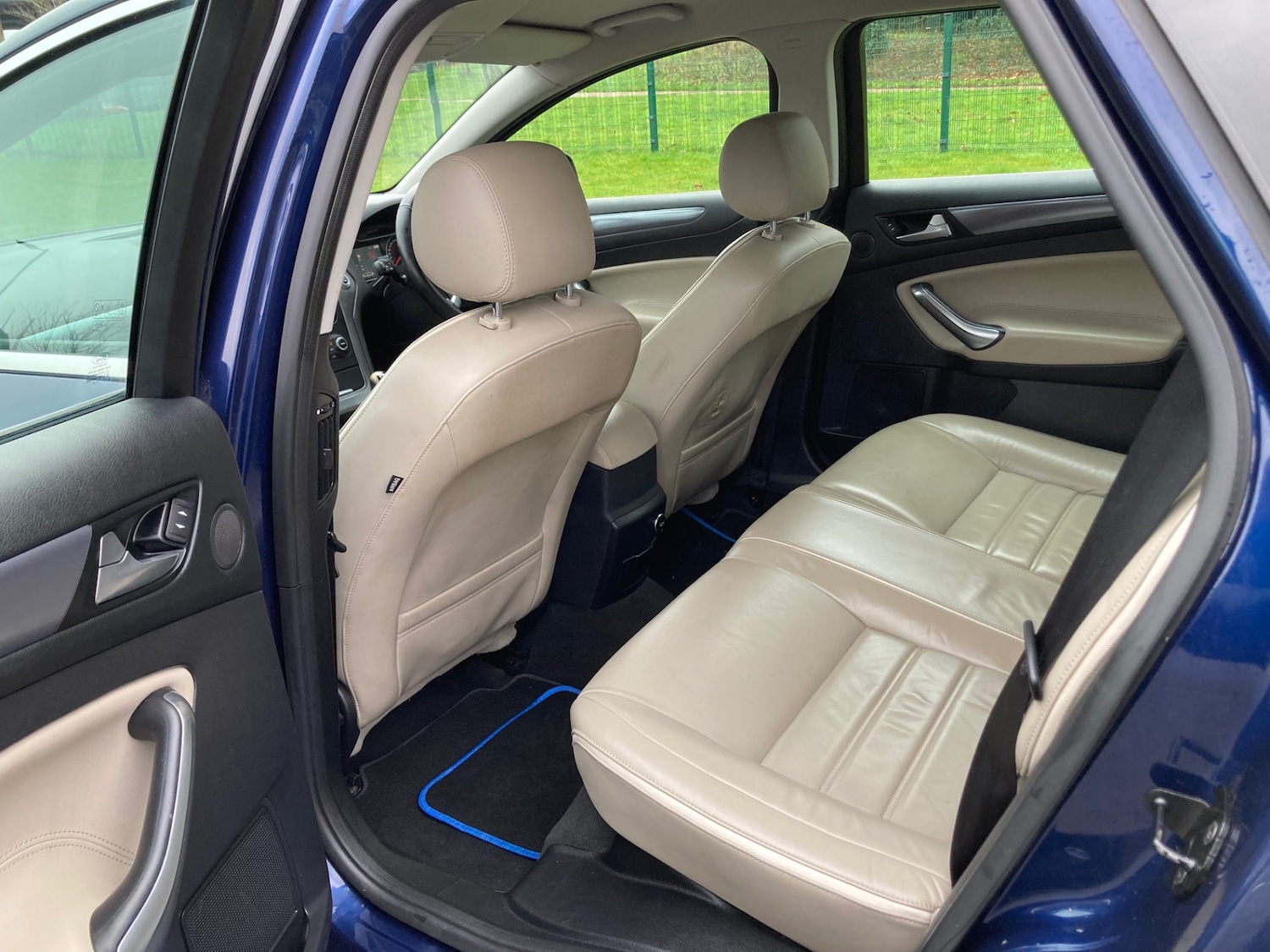 Used Ford Mondeo 2012 for sale - 77407411: Photo 14