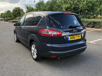 Used Ford S-Max 2011 for sale - 75308947: Photo