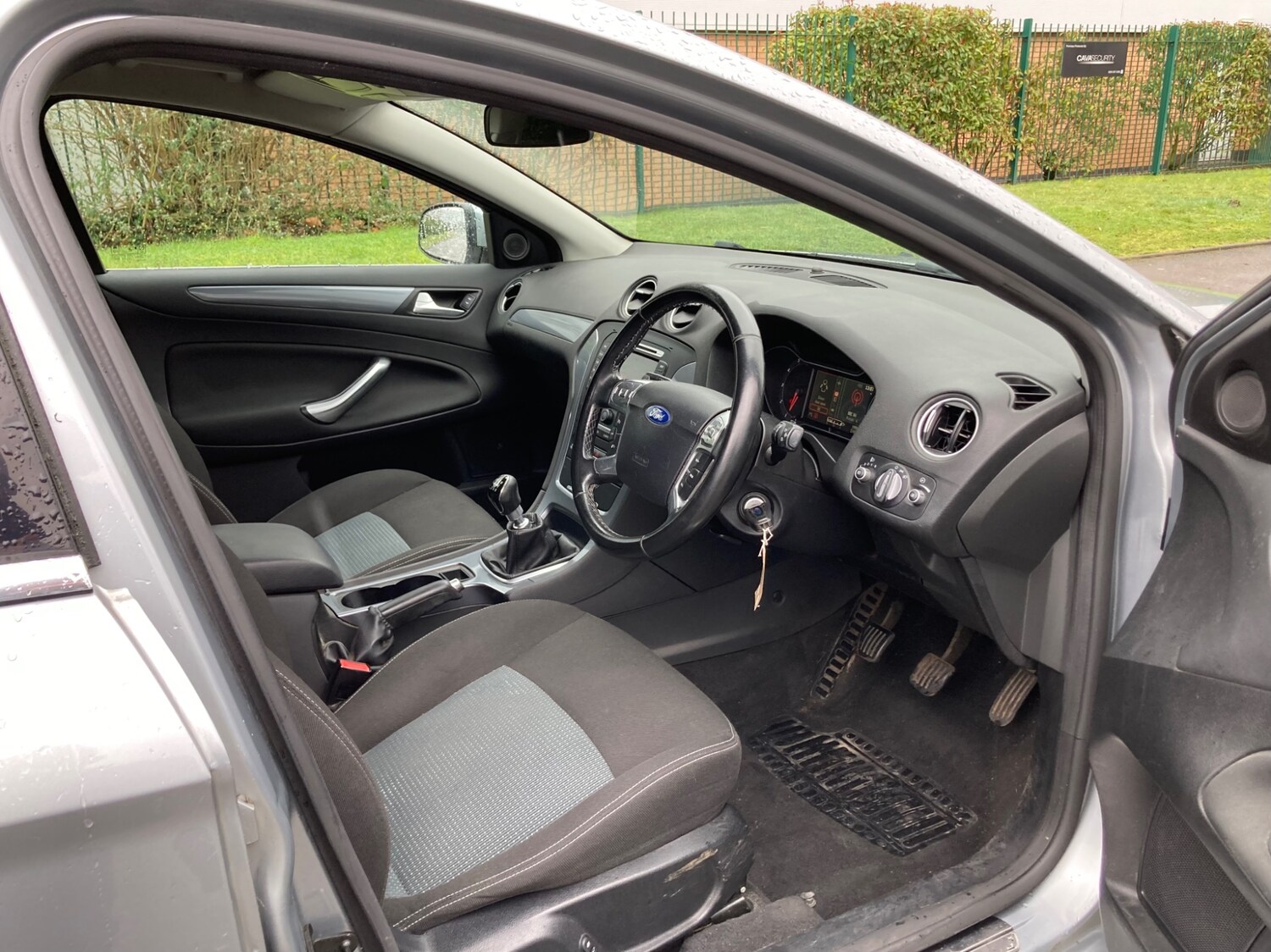 Used Ford Mondeo 2012 for sale - 77536136: Photo 12