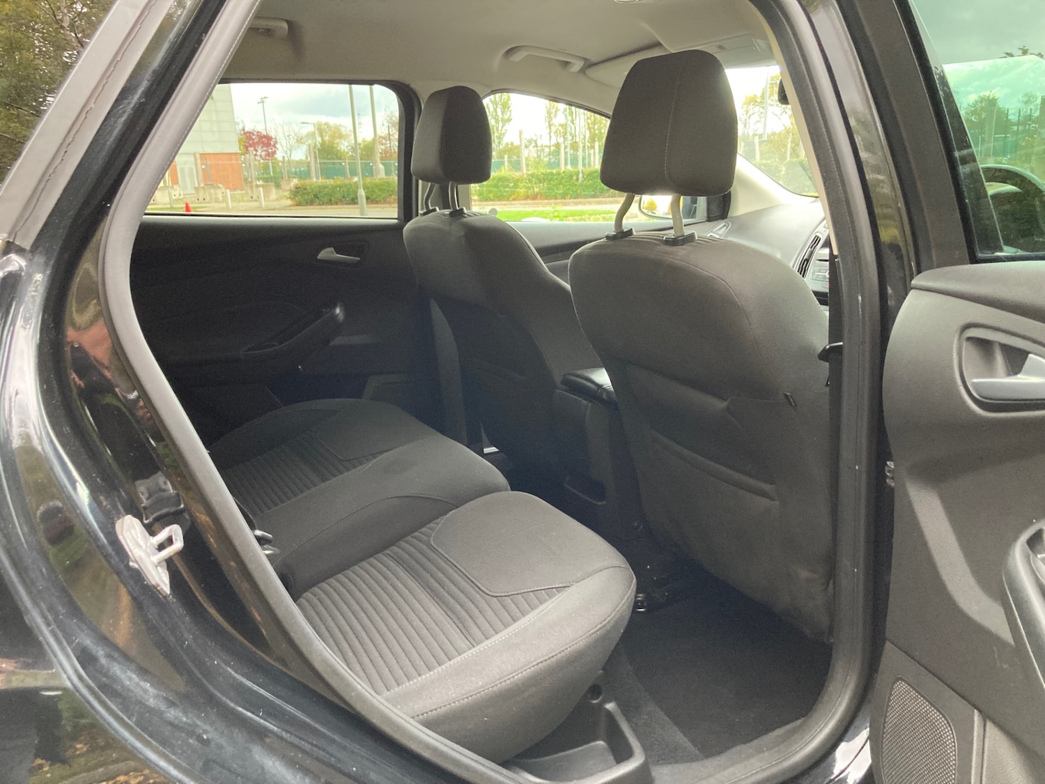 Used Ford Focus 2015 for sale - 76357848: Photo 14