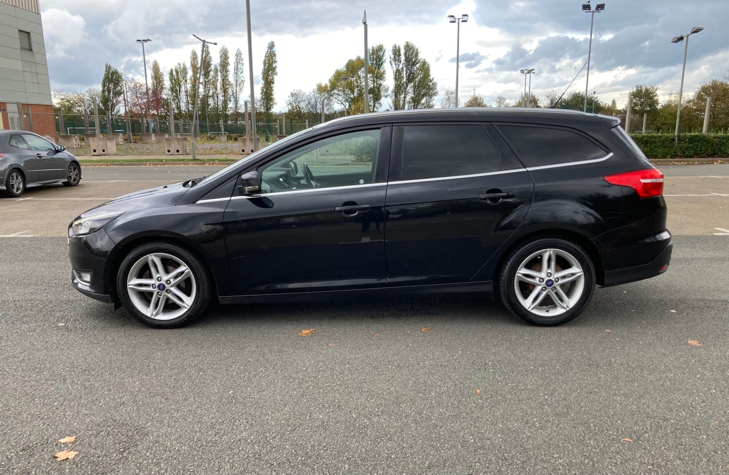Used Ford Focus 2015 for sale - 76357848: Photo 5