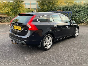 Used Volvo V60 2010 for sale - 75999476: Photo