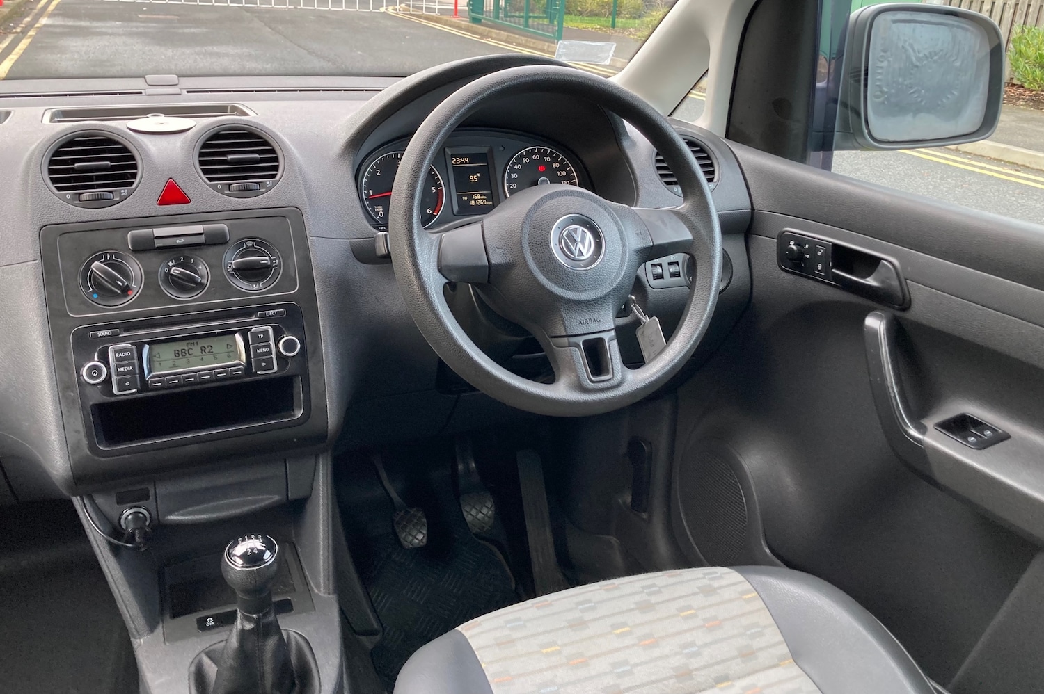 Used Volkswagen Caddy Maxi 2011 for sale - 77275140: Photo 10