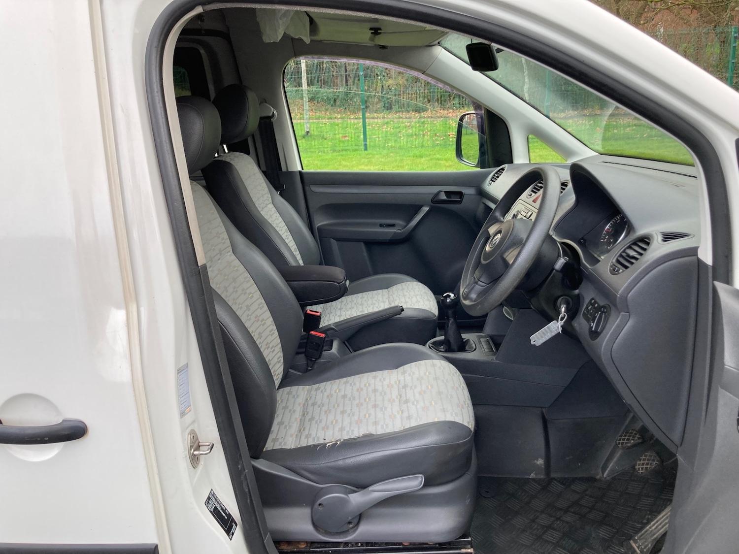 Used Volkswagen Caddy Maxi 2011 for sale - 77275140: Photo 23