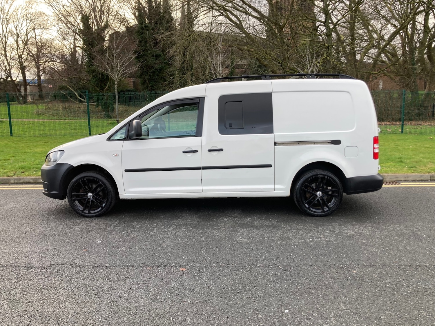 Used Volkswagen Caddy Maxi 2011 for sale - 77275140: Photo 5