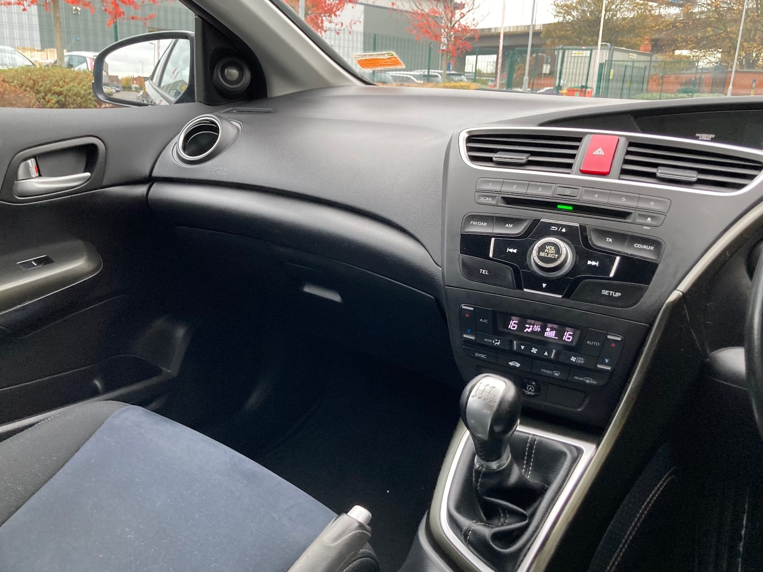 Used Honda Civic 2014 for sale - 76511079: Photo 11